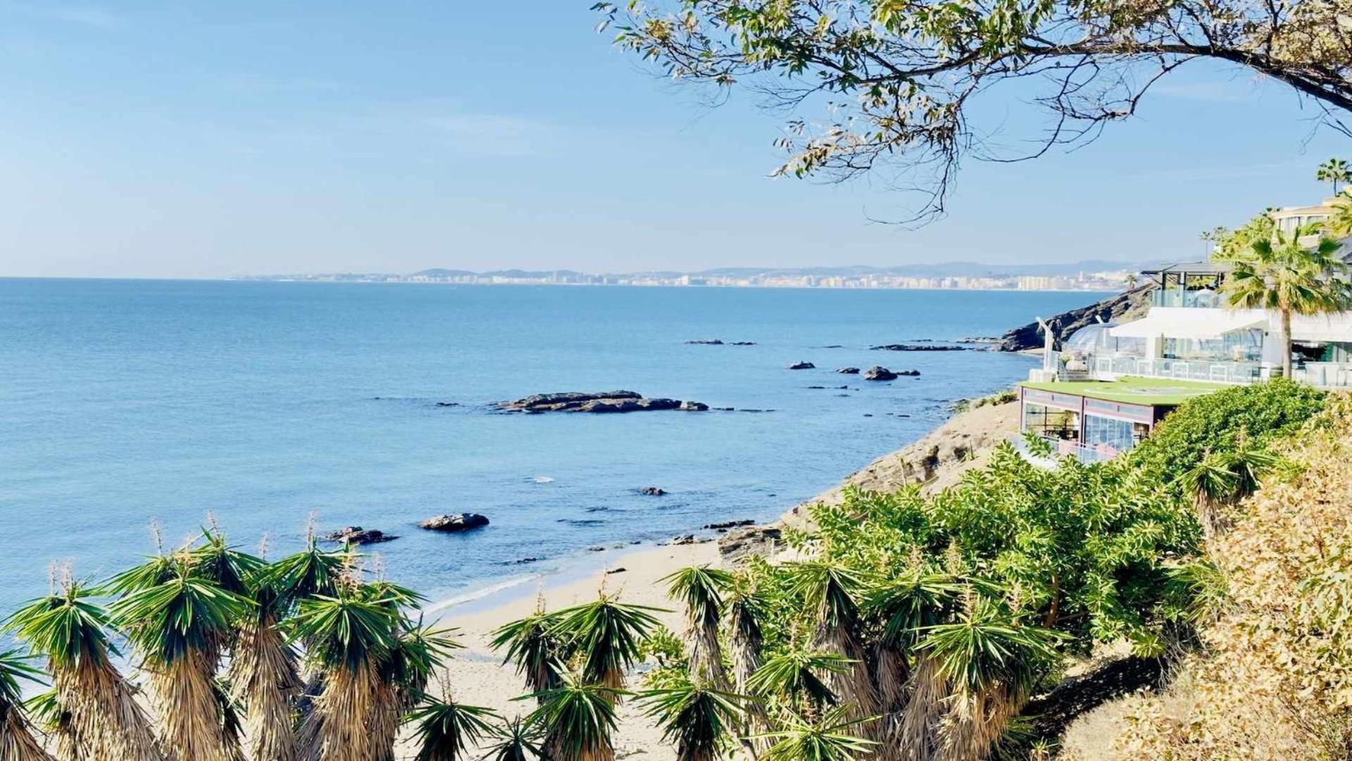 Agata & Parking Lägenhet Benalmádena Exteriör bild